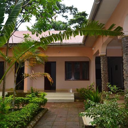 Serene Mountain Lodge Marangu Экстерьер фото